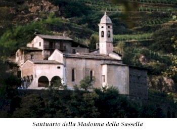 2S- Santuario della Madonna della Sassella.jpg (32587 byte)